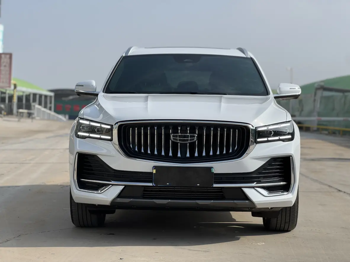 Geely Monjaro (Xingyue L)  из Китая