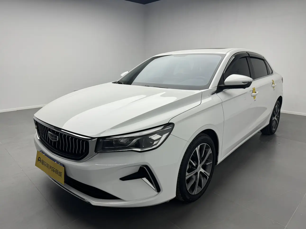 Geely Emgrand  из Китая