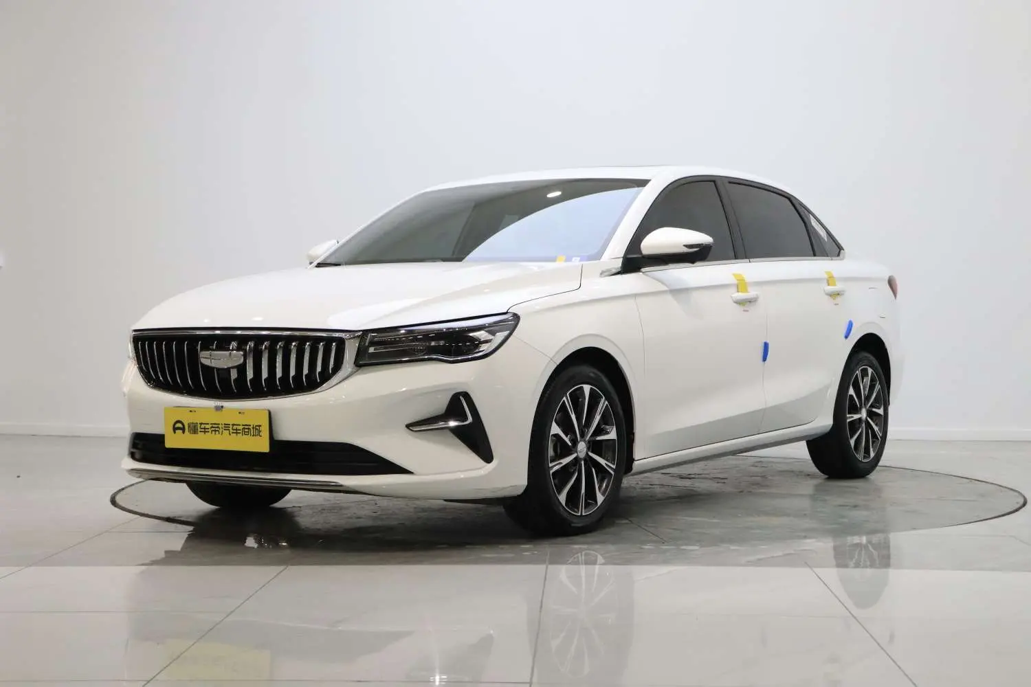 Geely Emgrand  из Китая