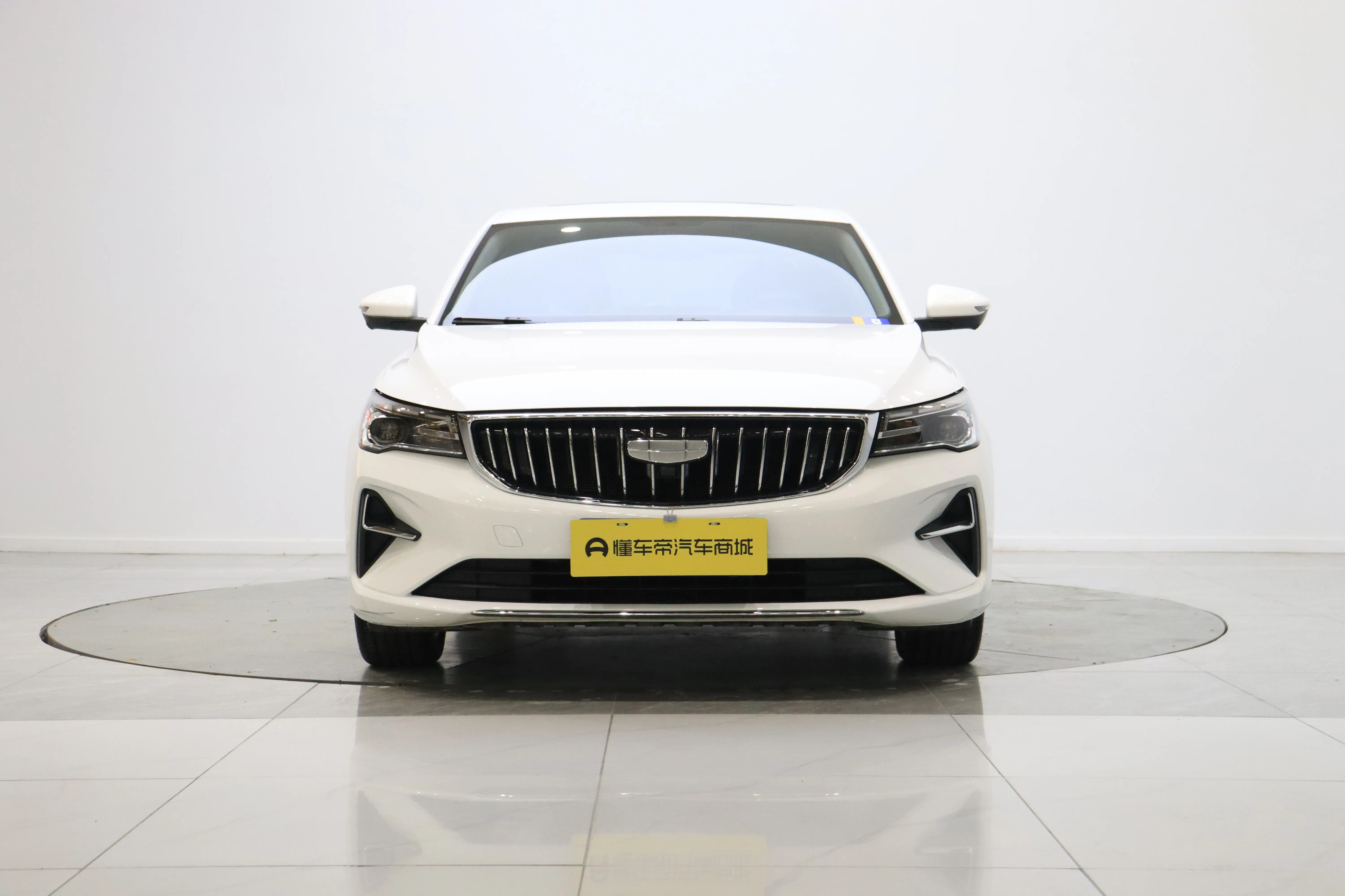 Geely Emgrand  из Китая