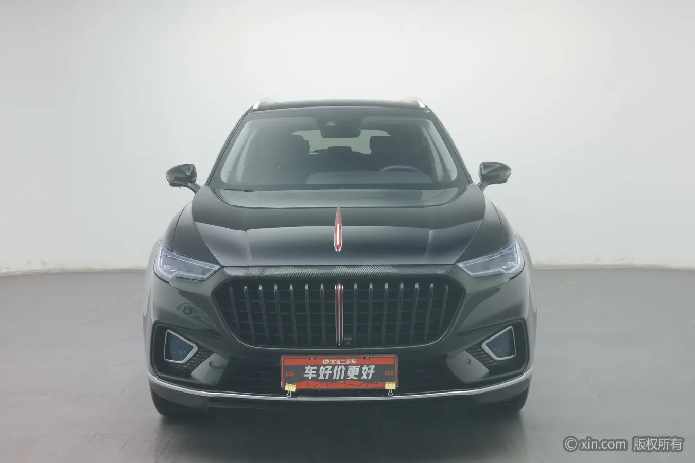 Hongqi HS5  из Китая