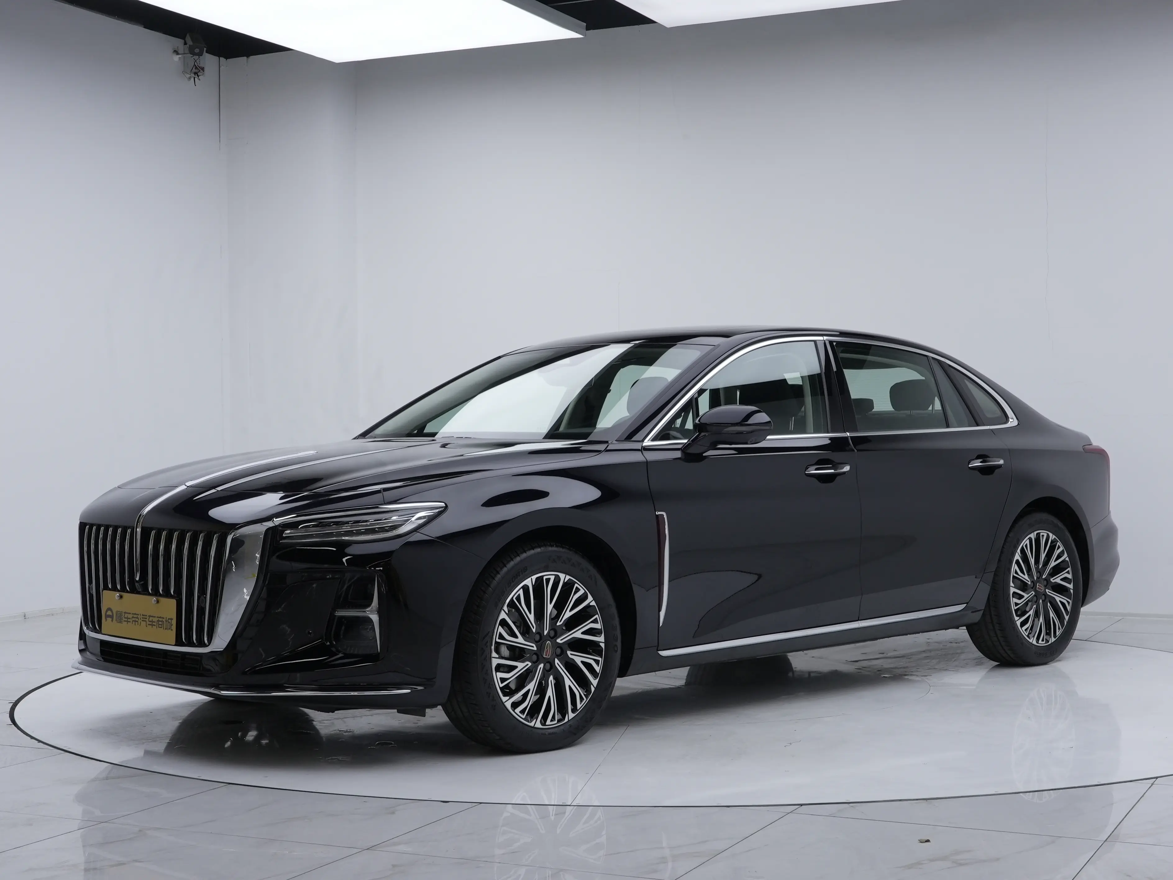 Hongqi H5  из Китая