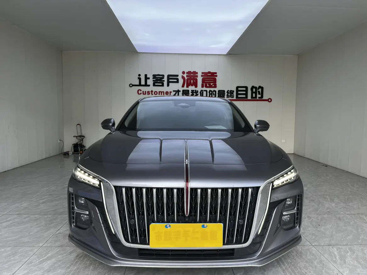 Hongqi H5  из Китая