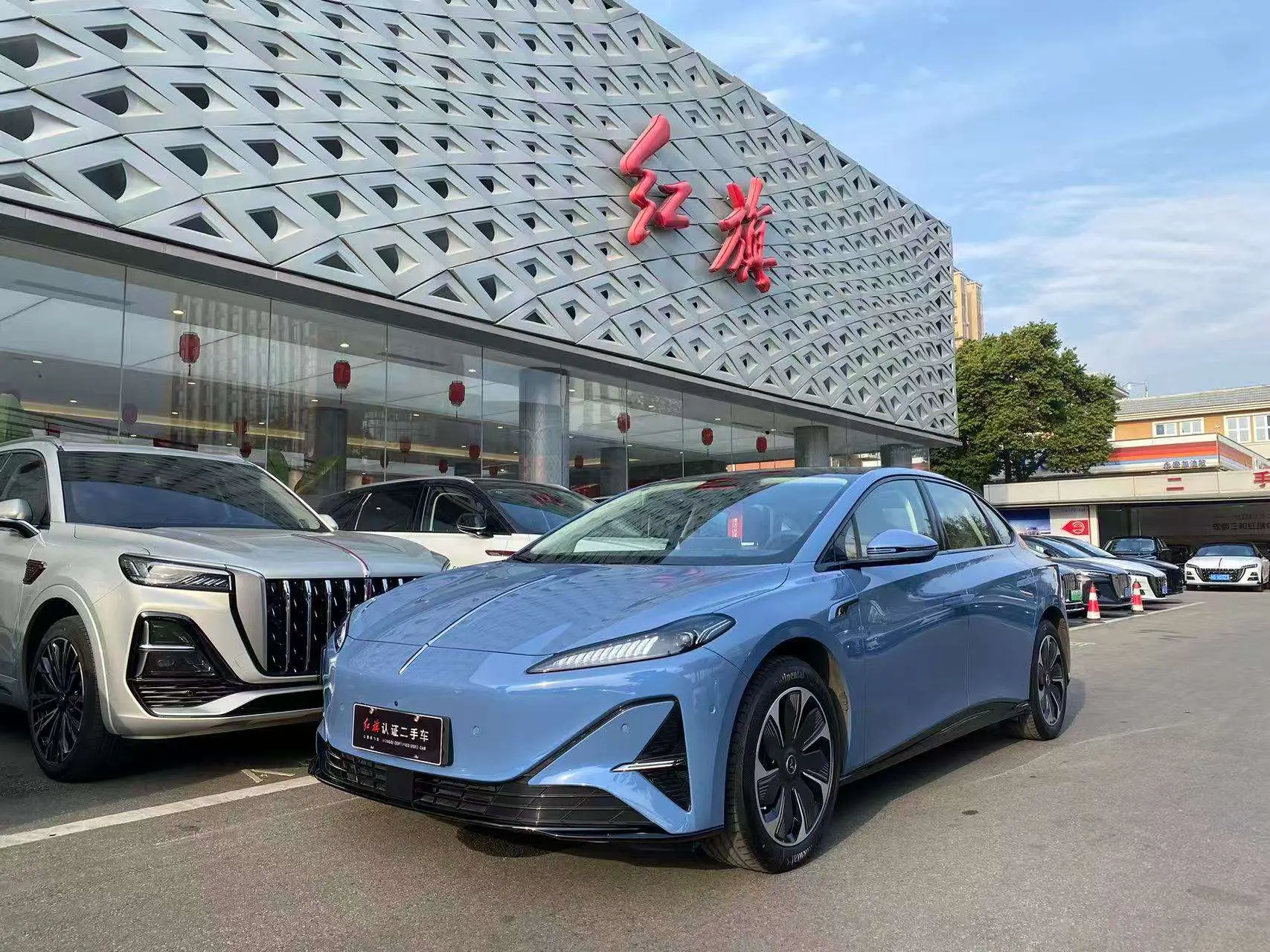 Hongqi Red Flag Tiangong 05  из Китая