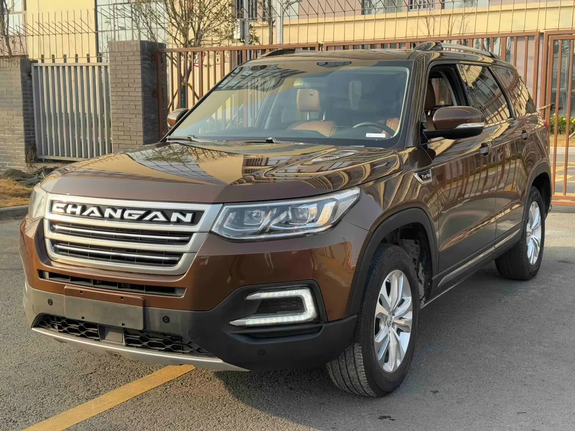 Changan CS95  из Китая