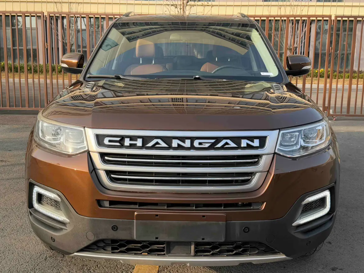 Changan CS95  из Китая