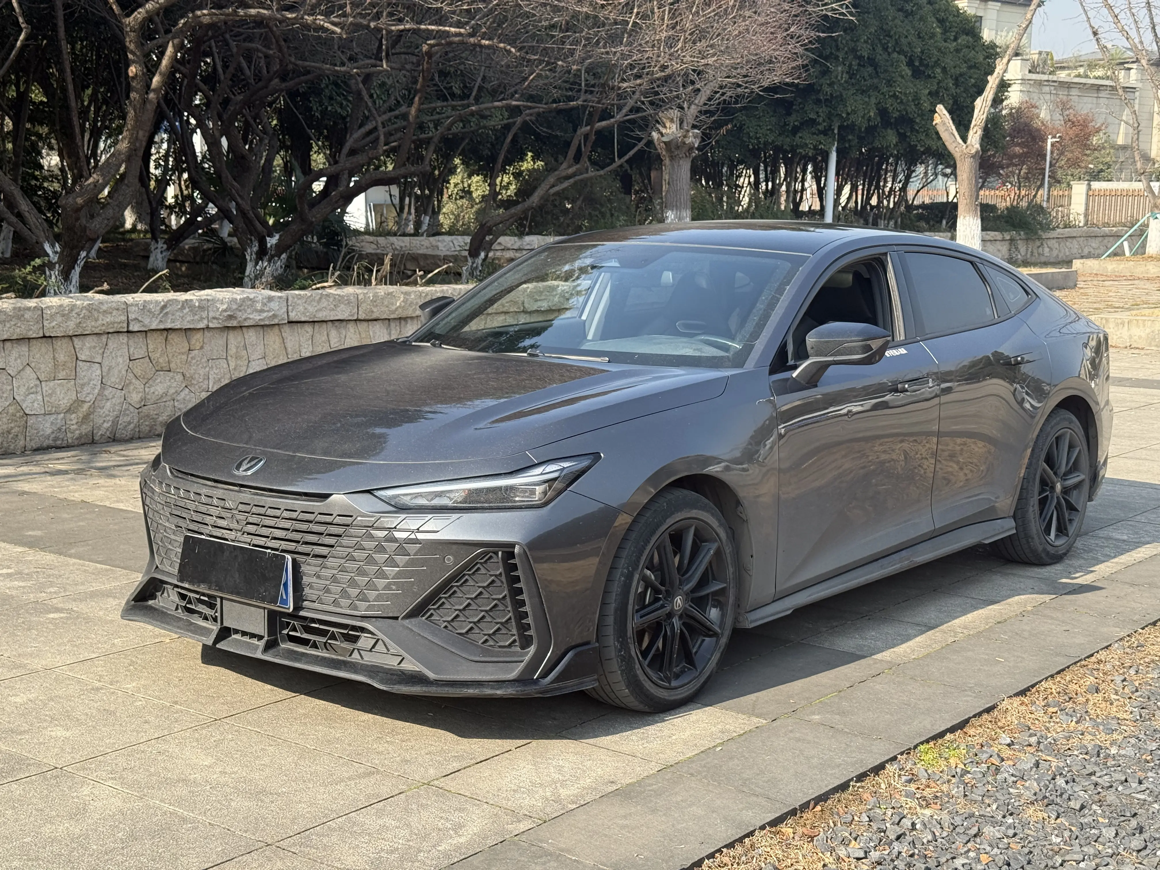 Changan UNI-V  из Китая