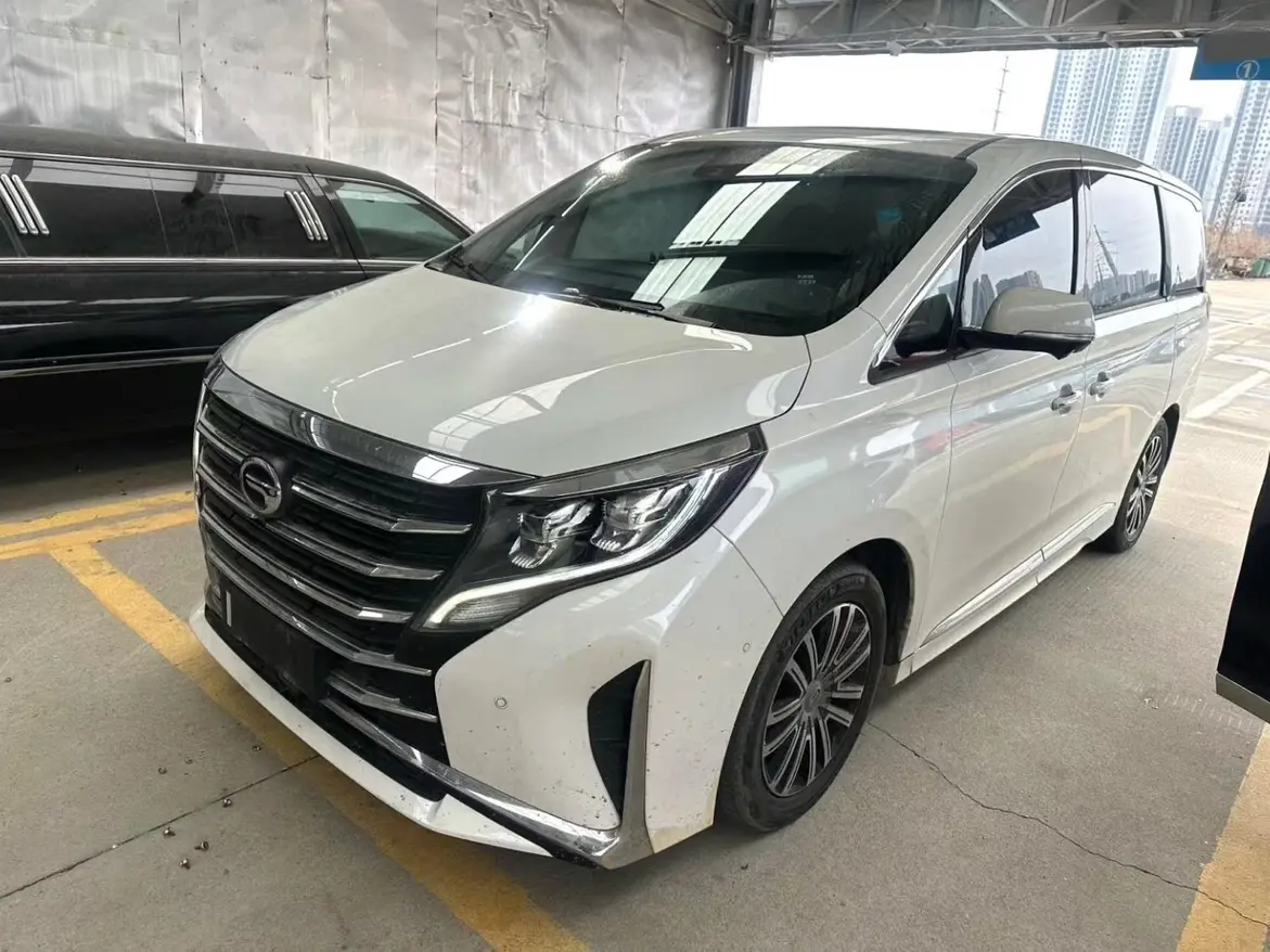 GAC Trumpchi M8  из Китая