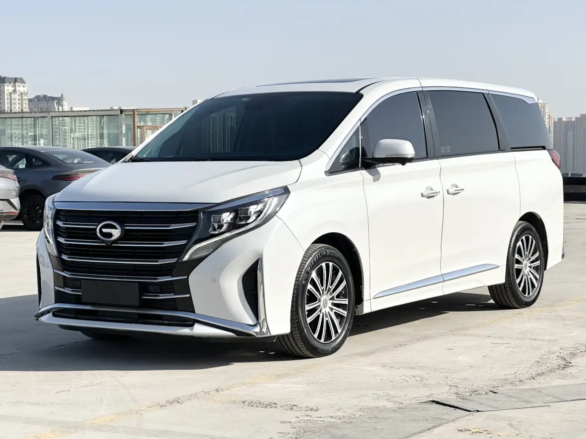 GAC Trumpchi M8  из Китая