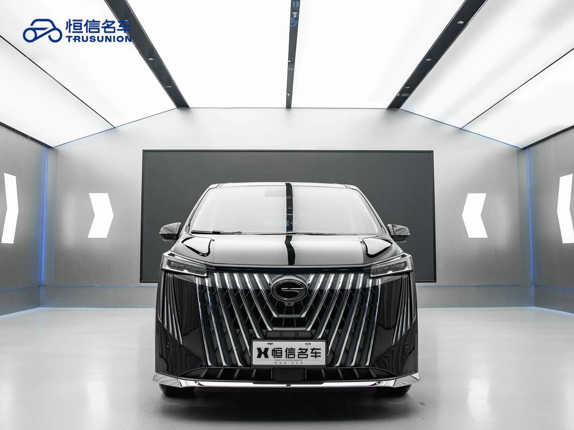 GAC Trumpchi M8  из Китая