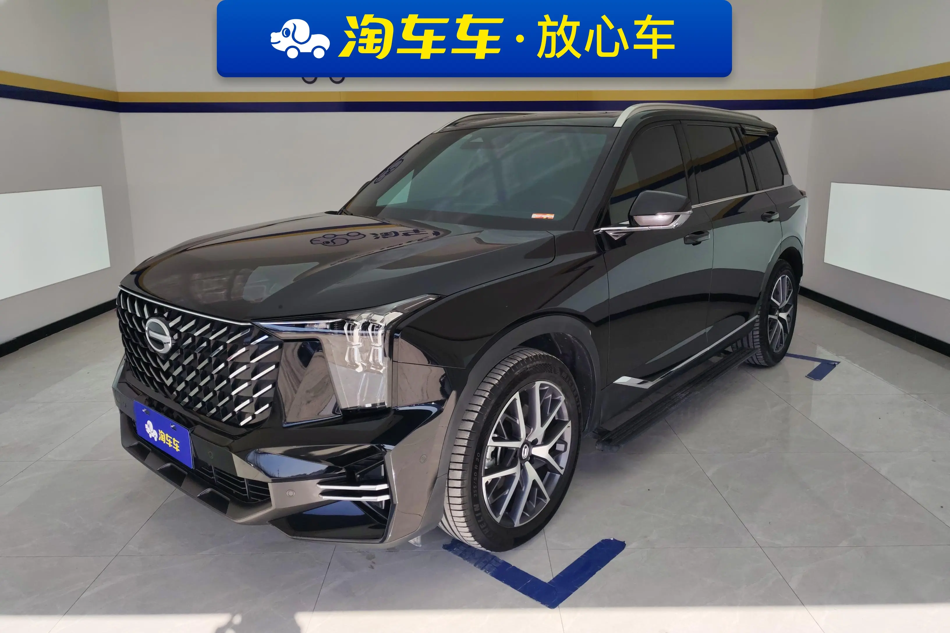 GAC Trumpchi GS8  из Китая