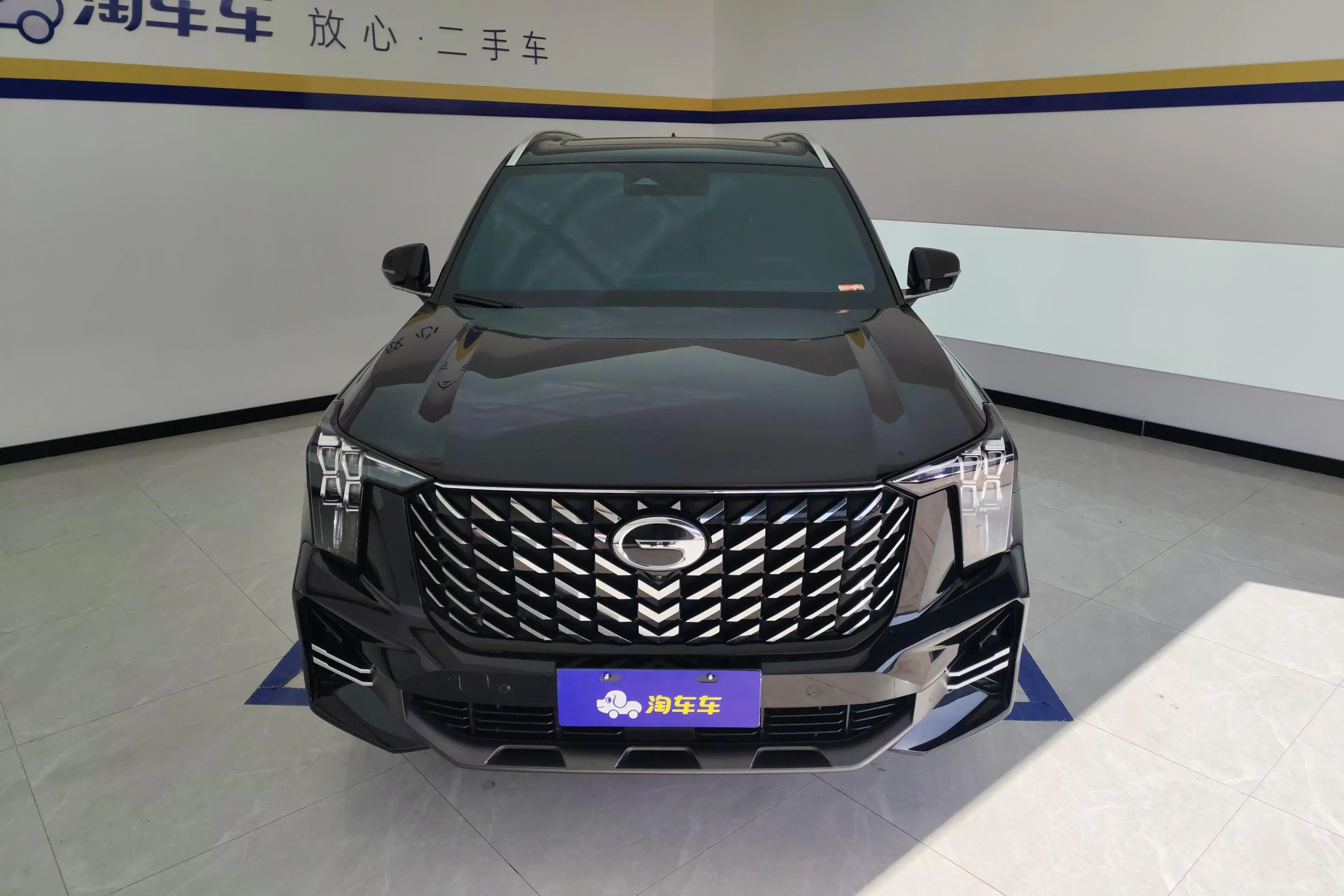 GAC Trumpchi GS8  из Китая