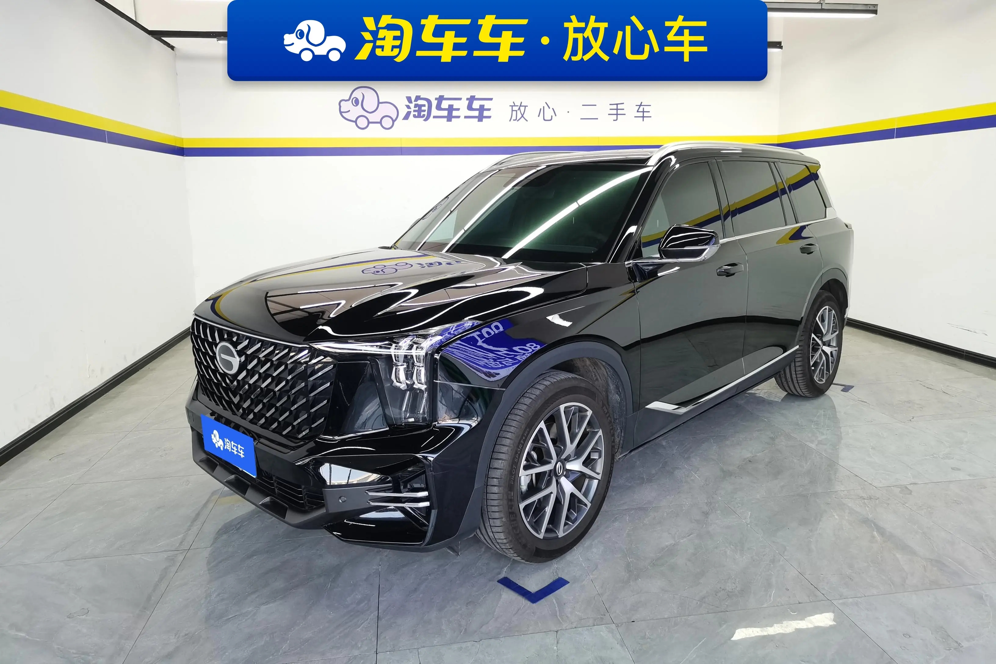 GAC Trumpchi GS8  из Китая