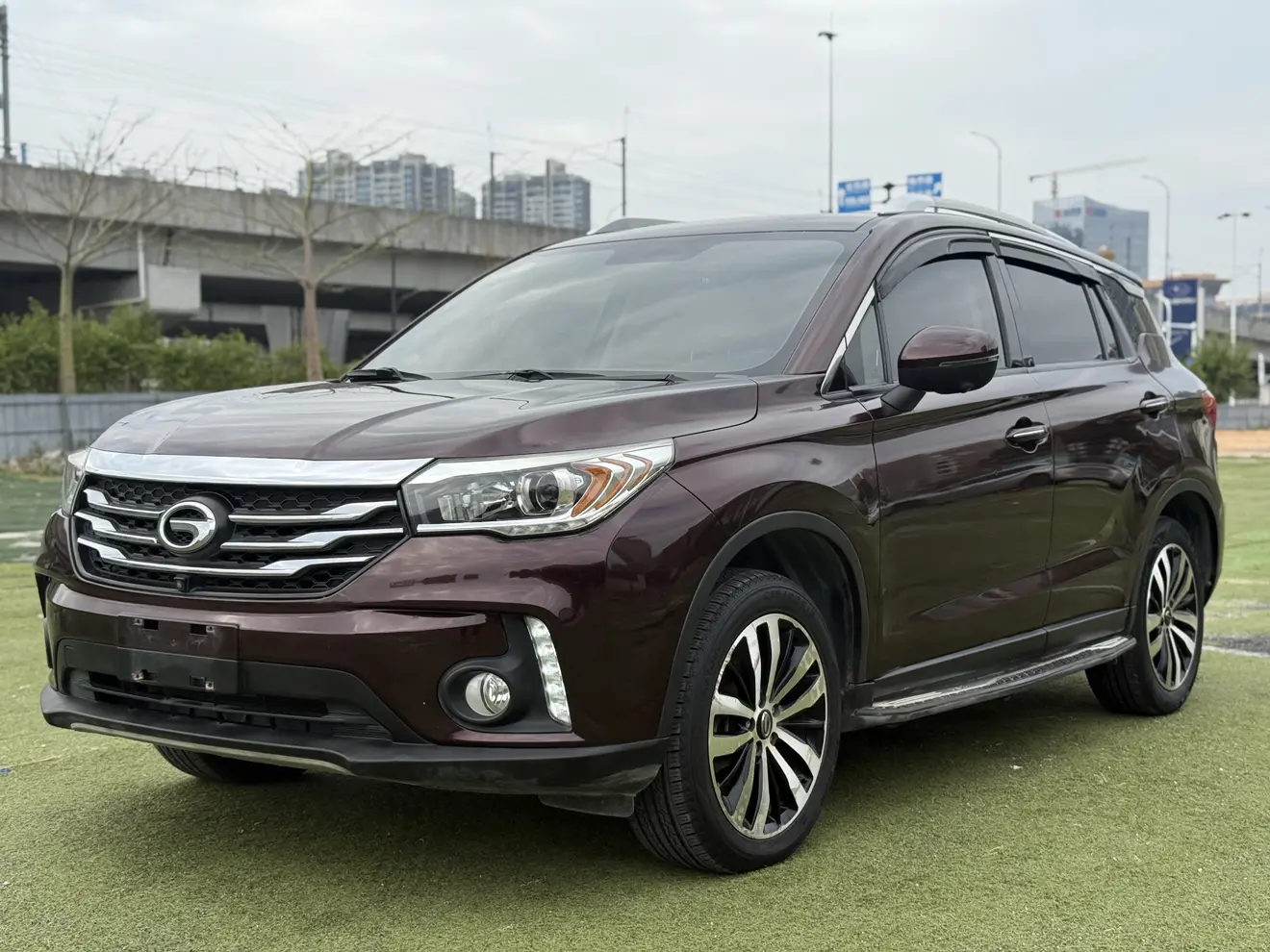 GAC Trumpchi GS4  из Китая