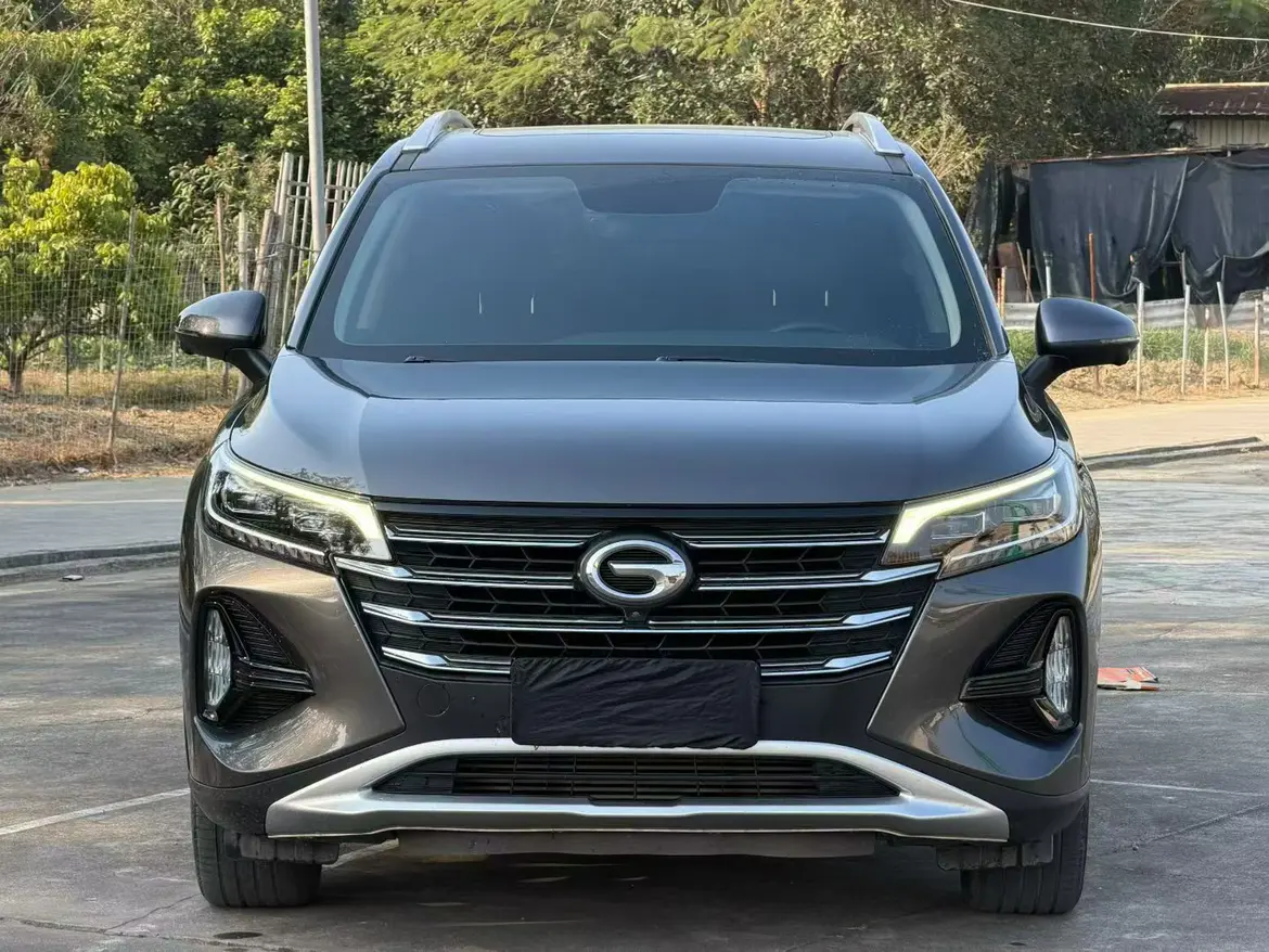 GAC Trumpchi GS4  из Китая