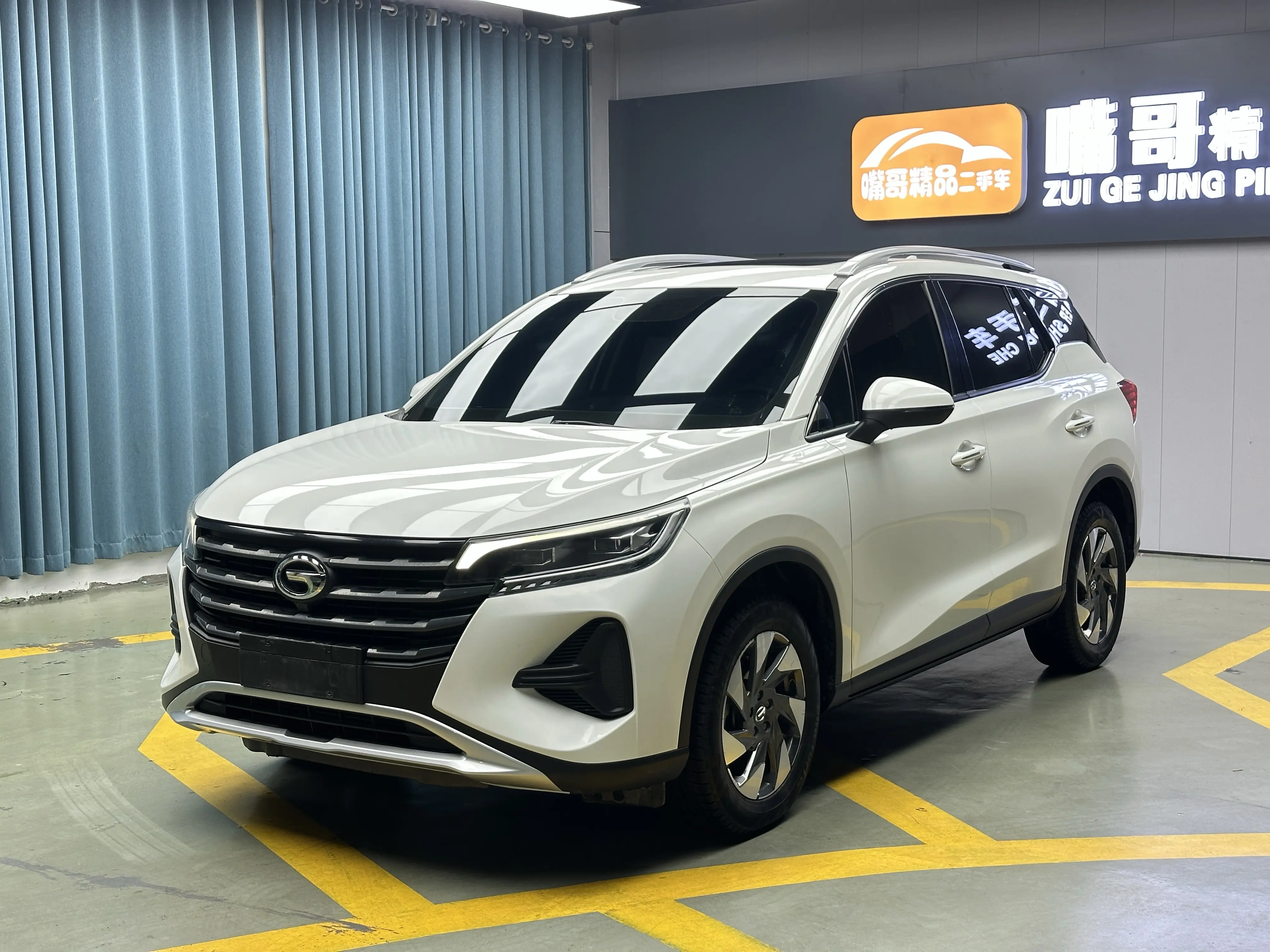 GAC Trumpchi GS4  из Китая