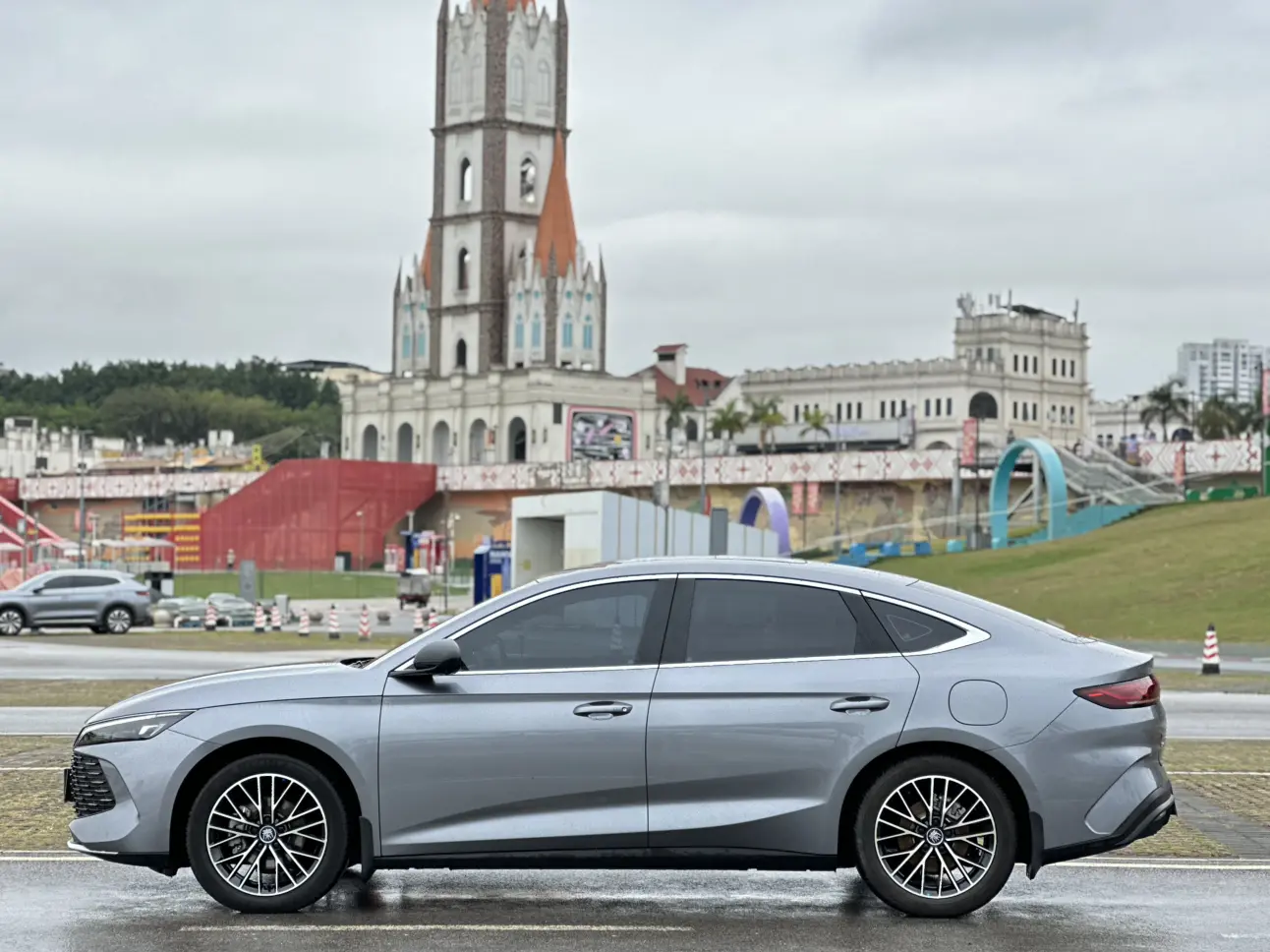 BYD Qin L DM