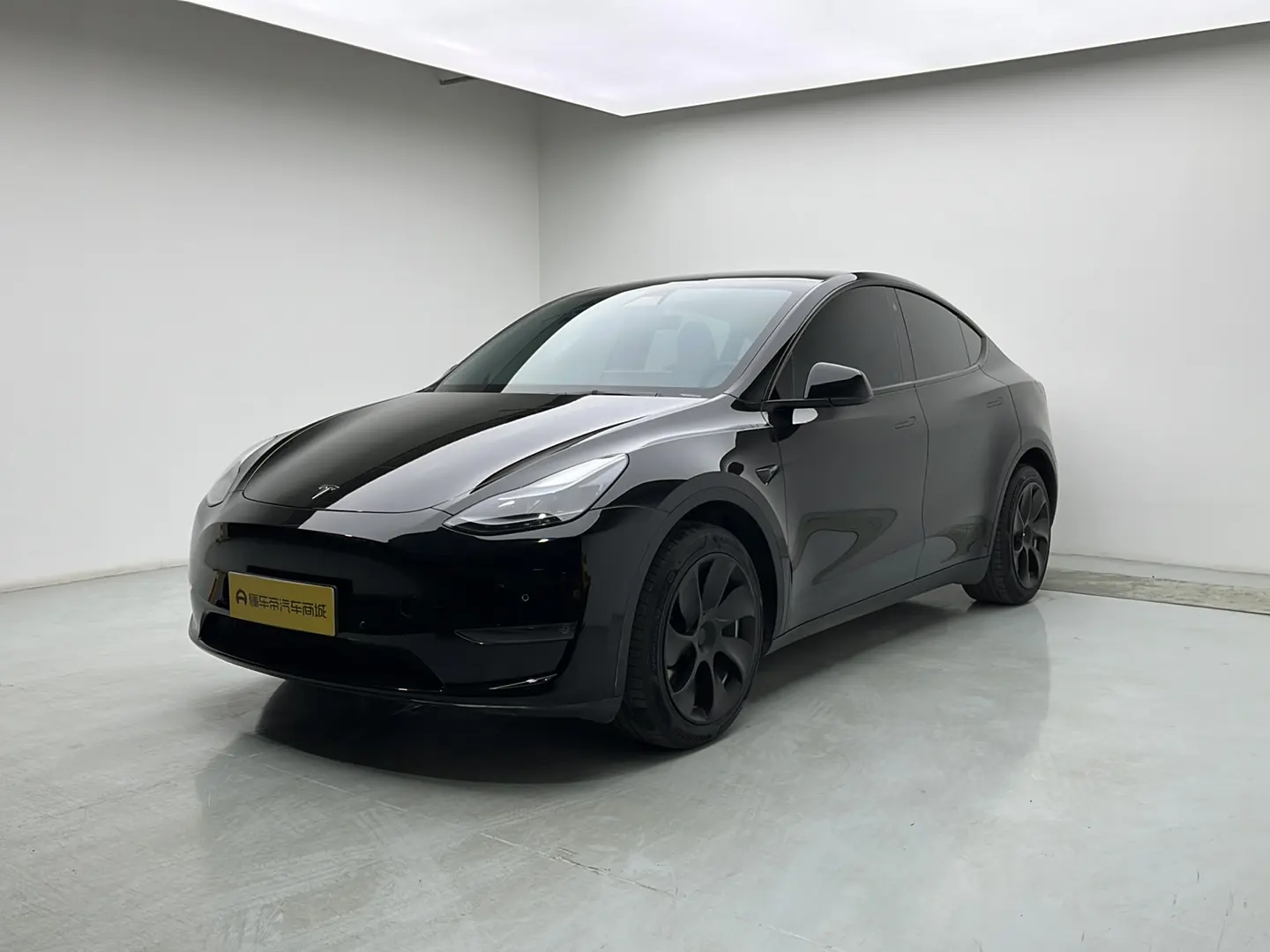 Tesla Model Y  из Китая