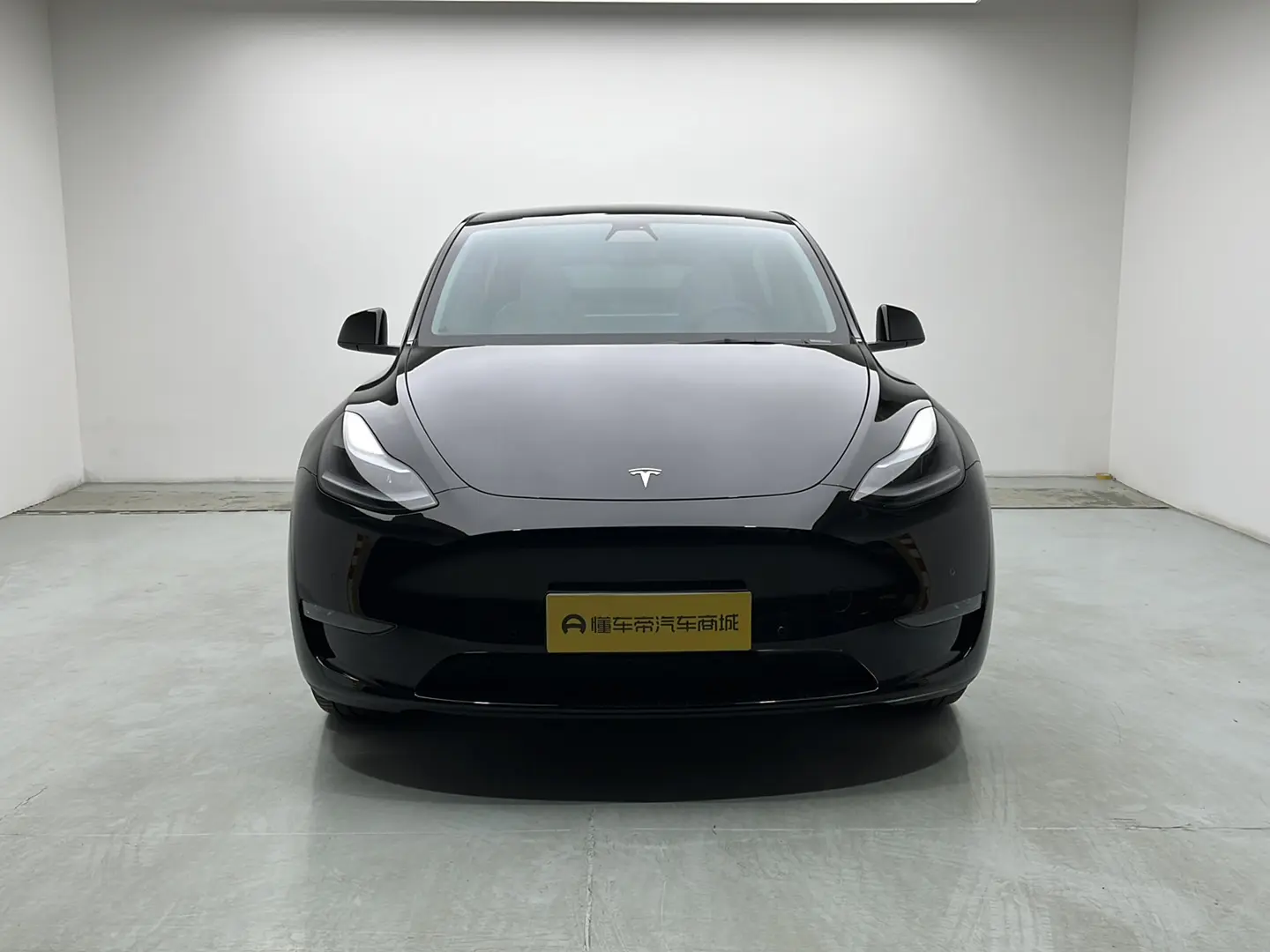 Tesla Model Y  из Китая