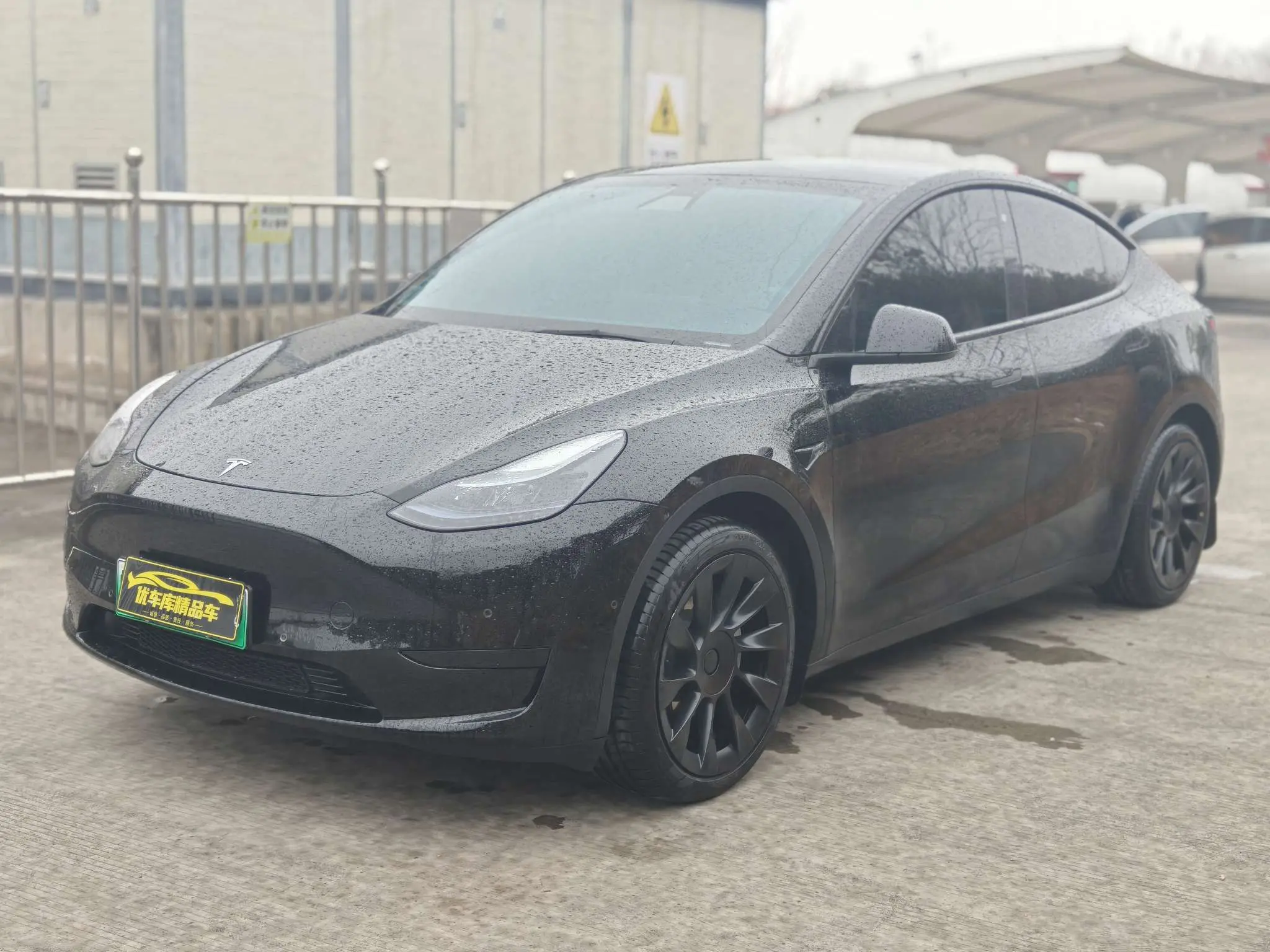 Tesla Model Y  из Китая
