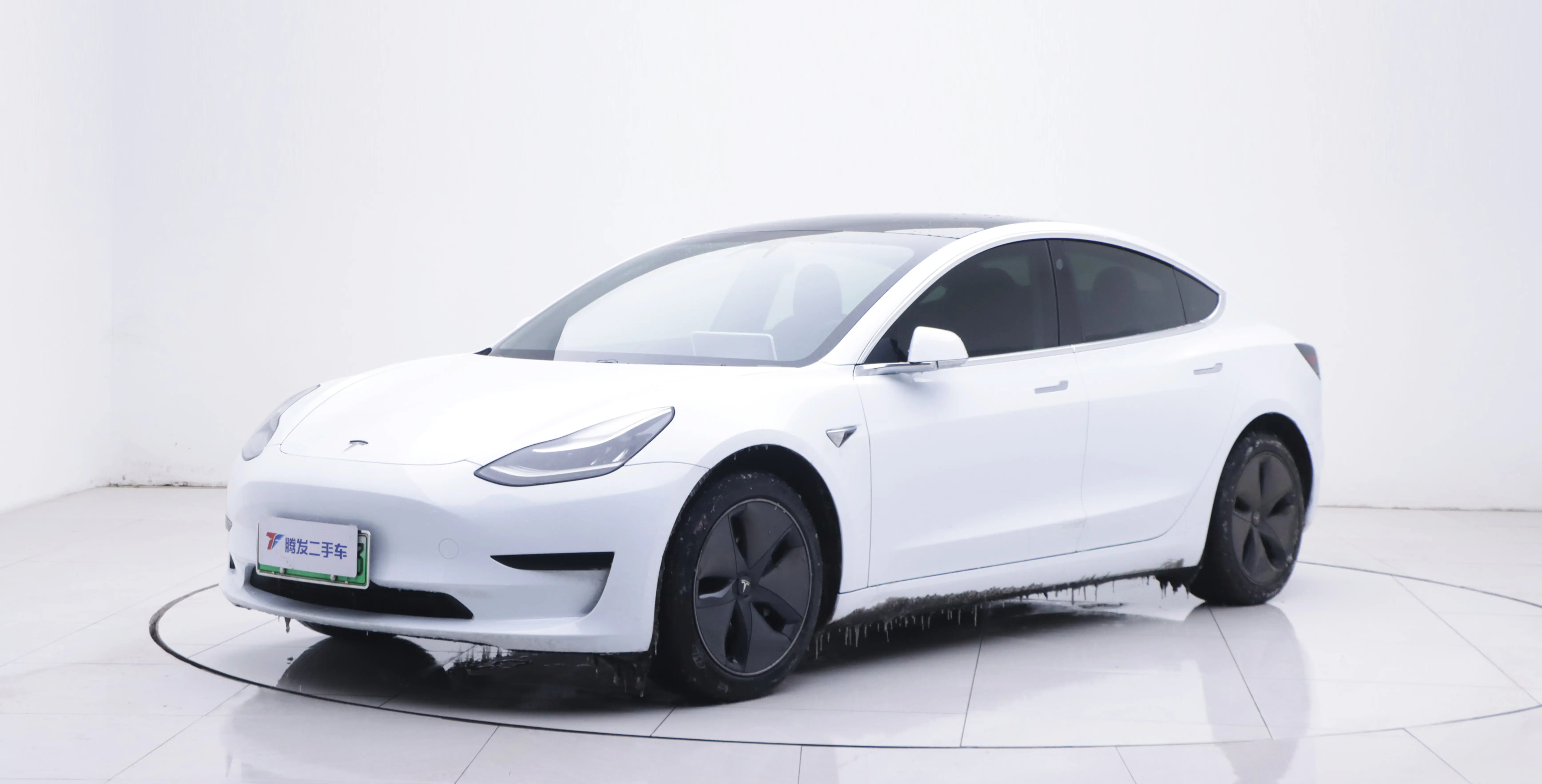 Tesla Model 3  из Китая