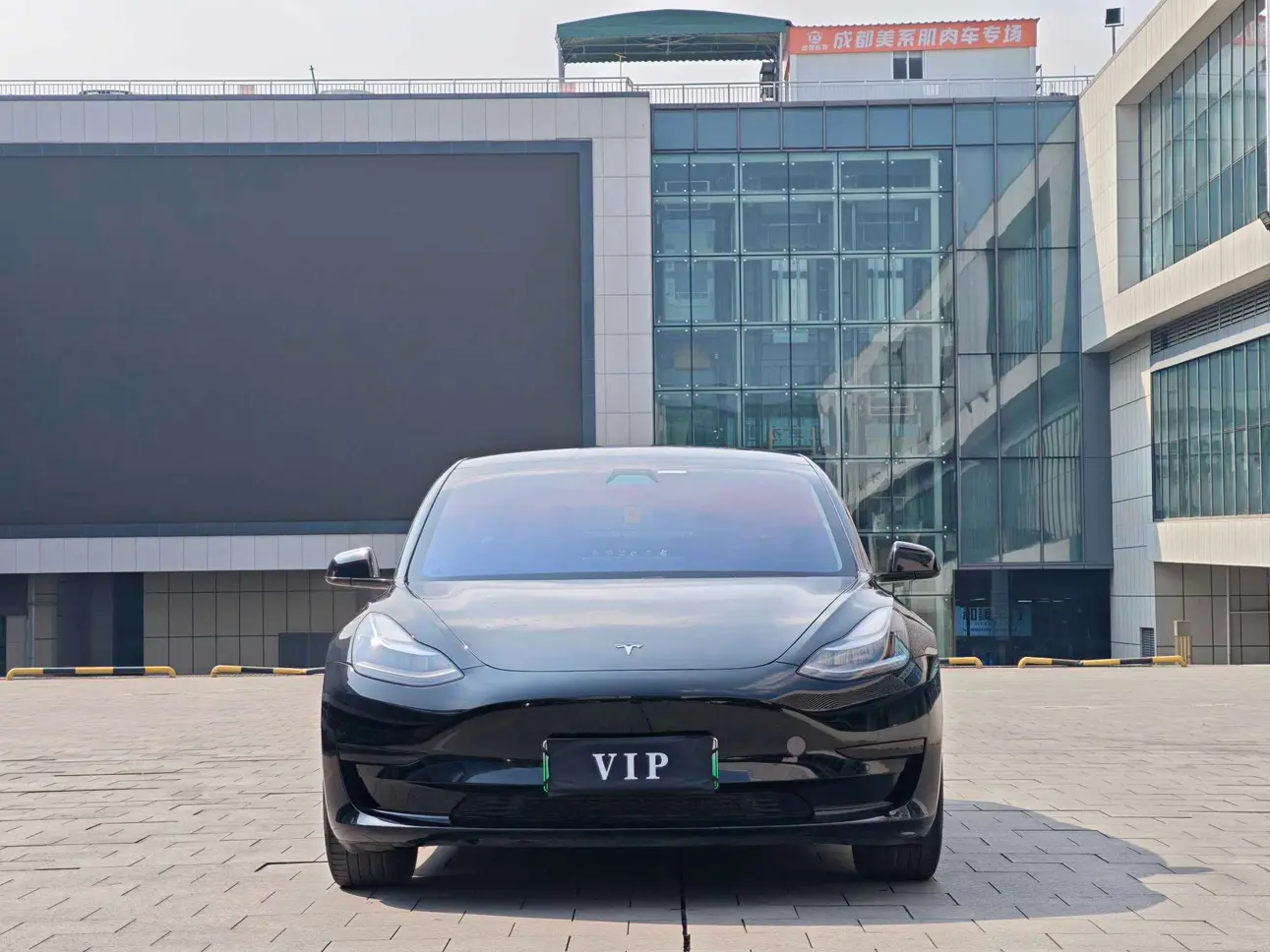 Tesla Model 3  из Китая