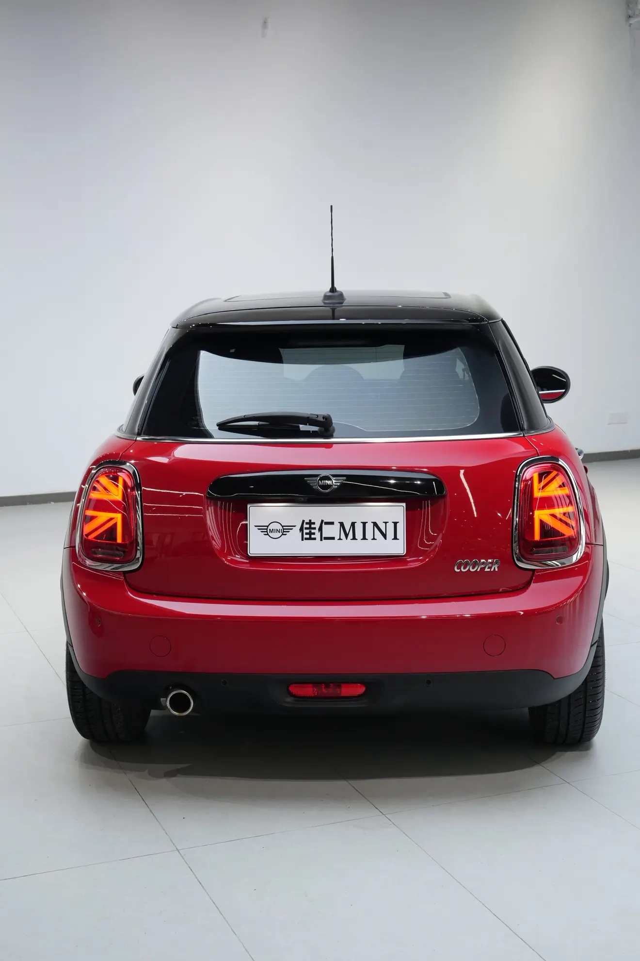 MINI 