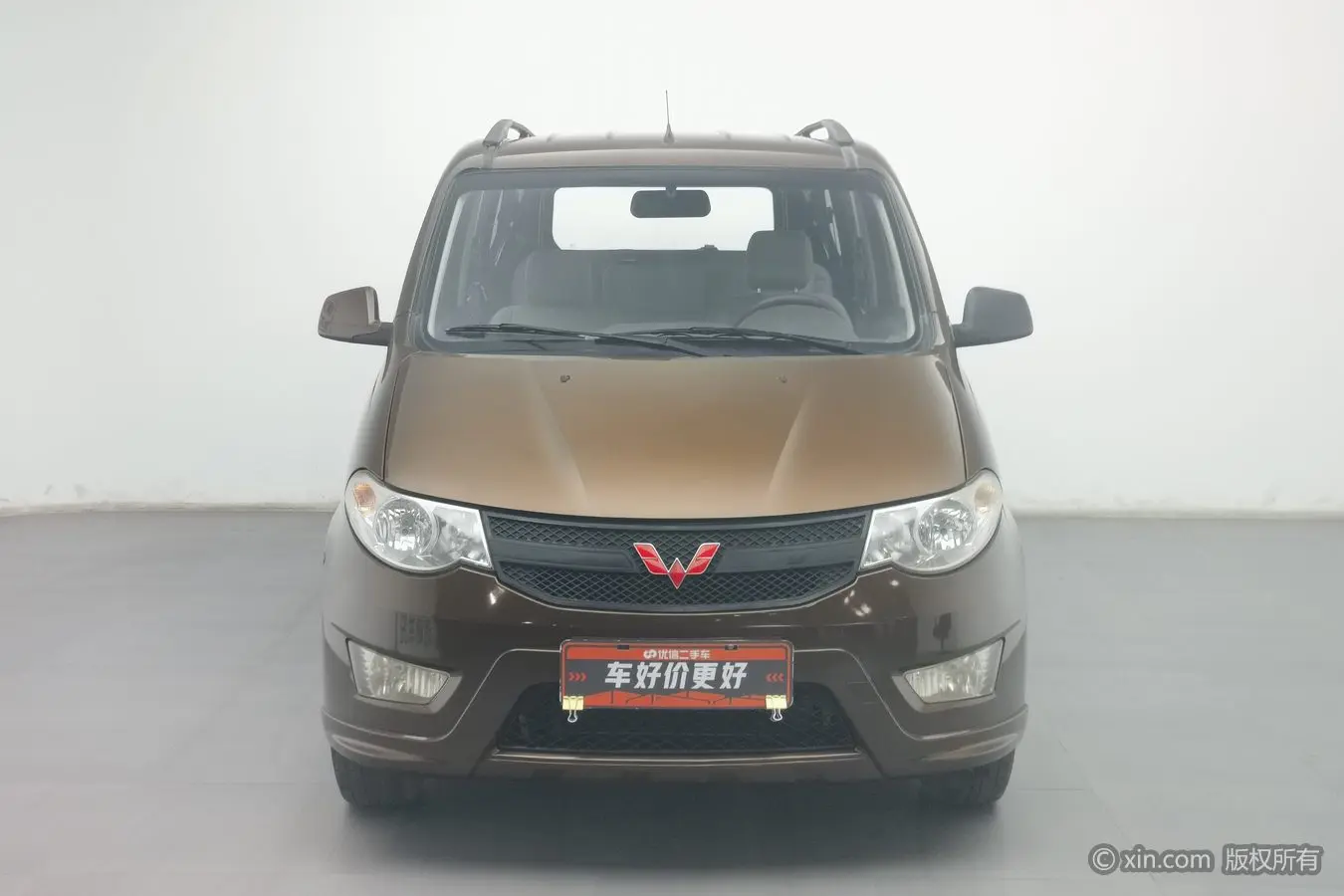 Wuling Hongguang  из Китая