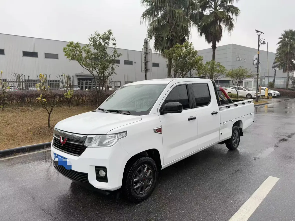 Wuling journey  из Китая