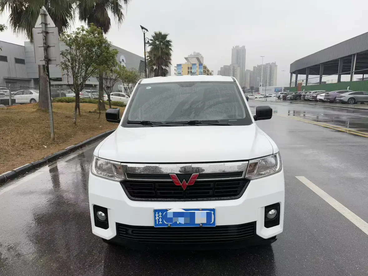 Wuling journey  из Китая