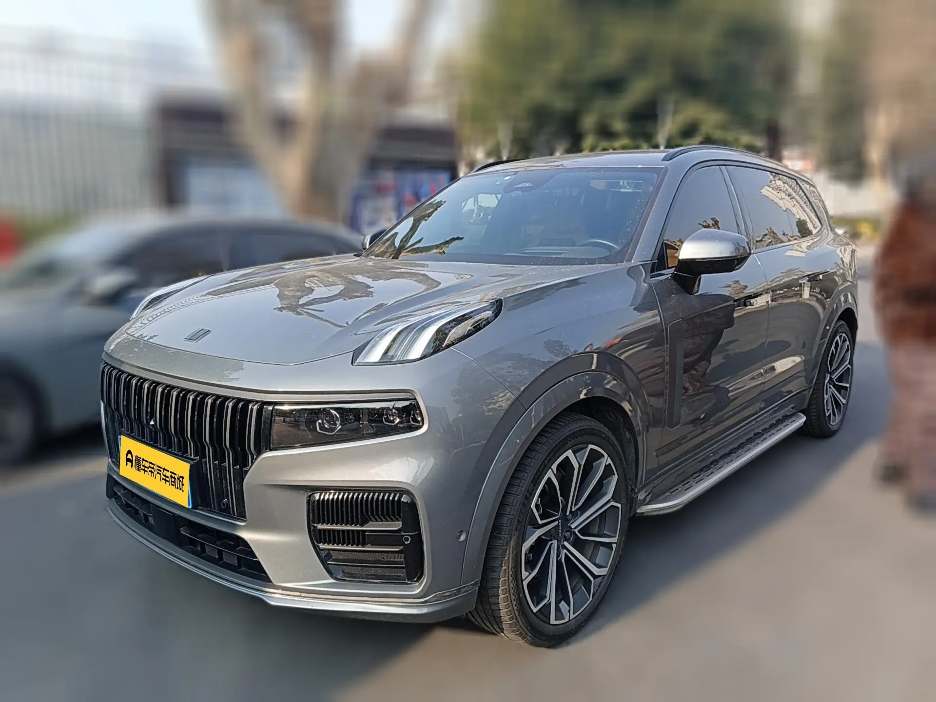 Lynk & Co 09