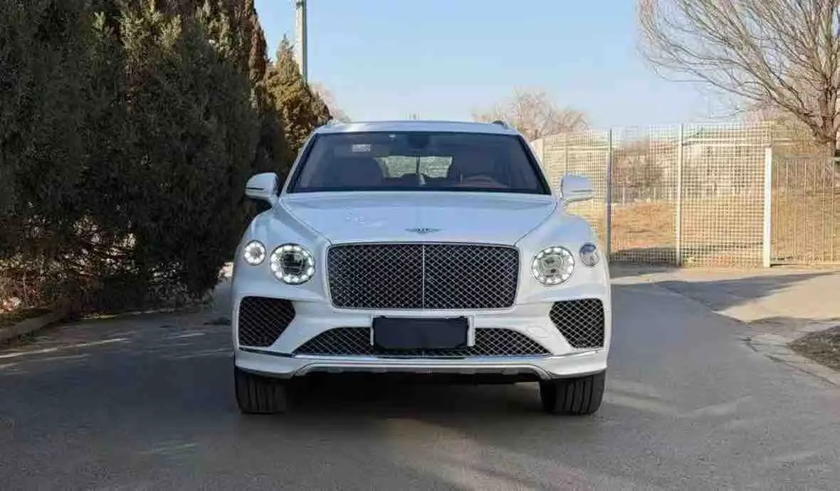 Bentley Bentayga  из Китая