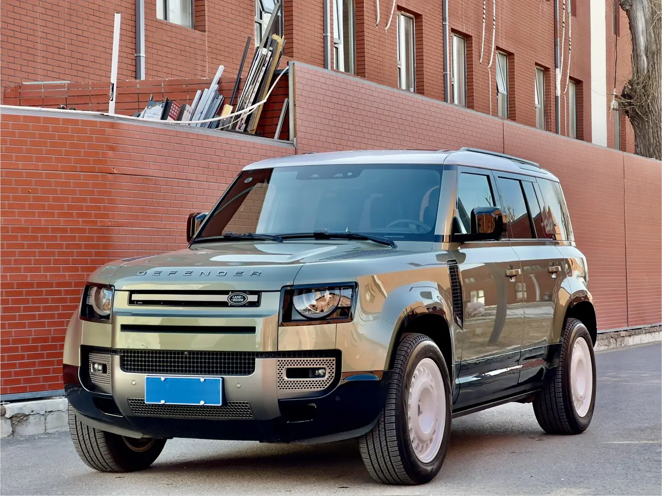 Land Rover Guard