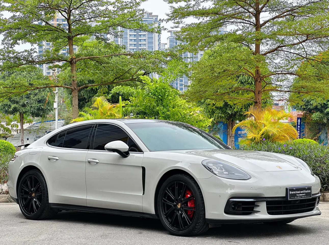 Porsche Panamera
