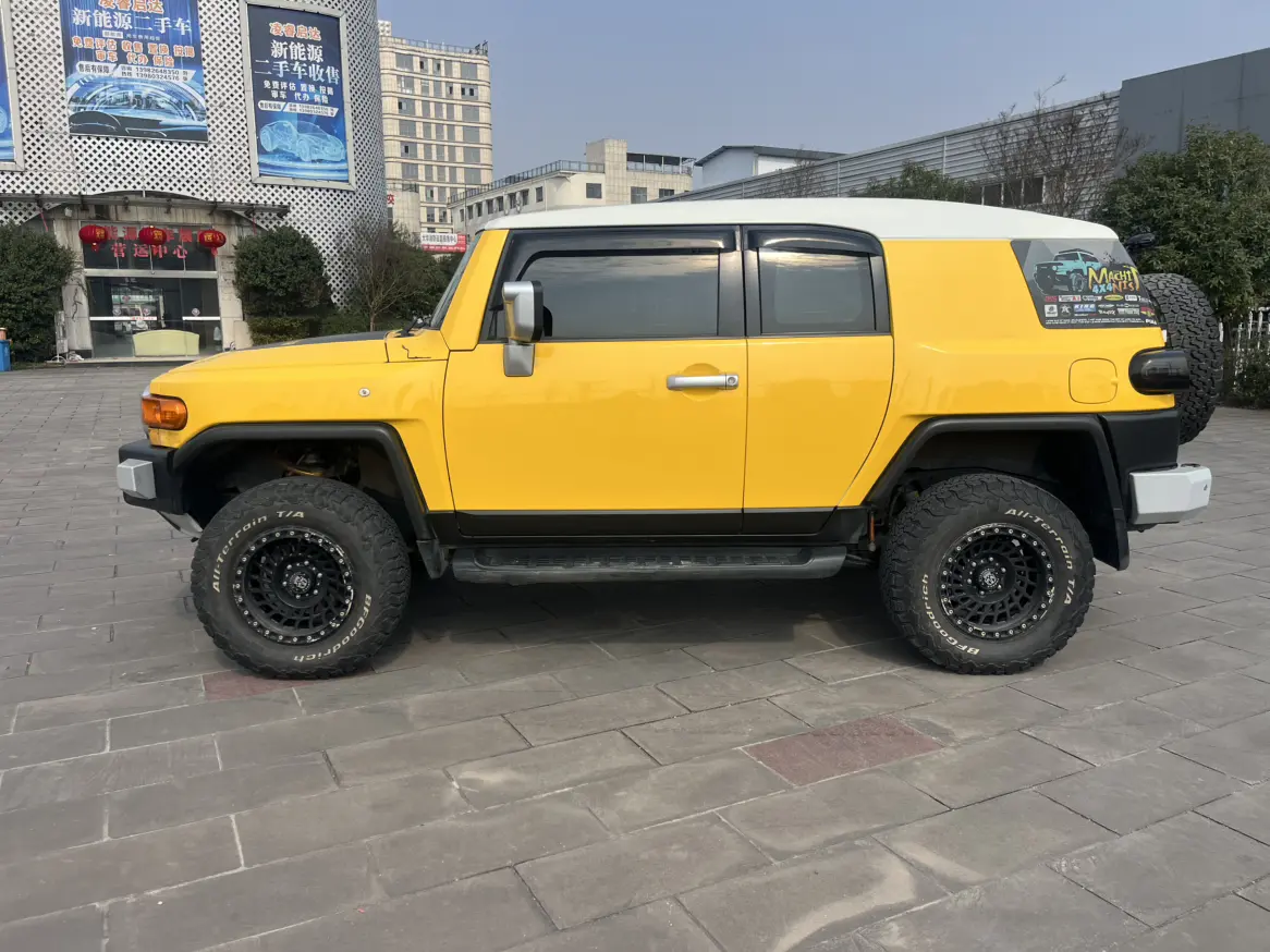 Toyota FJ Cruiser