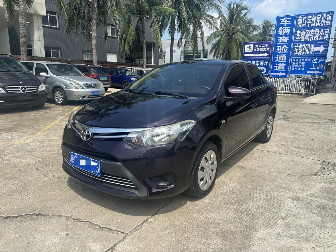 Toyota Vios  из Китая