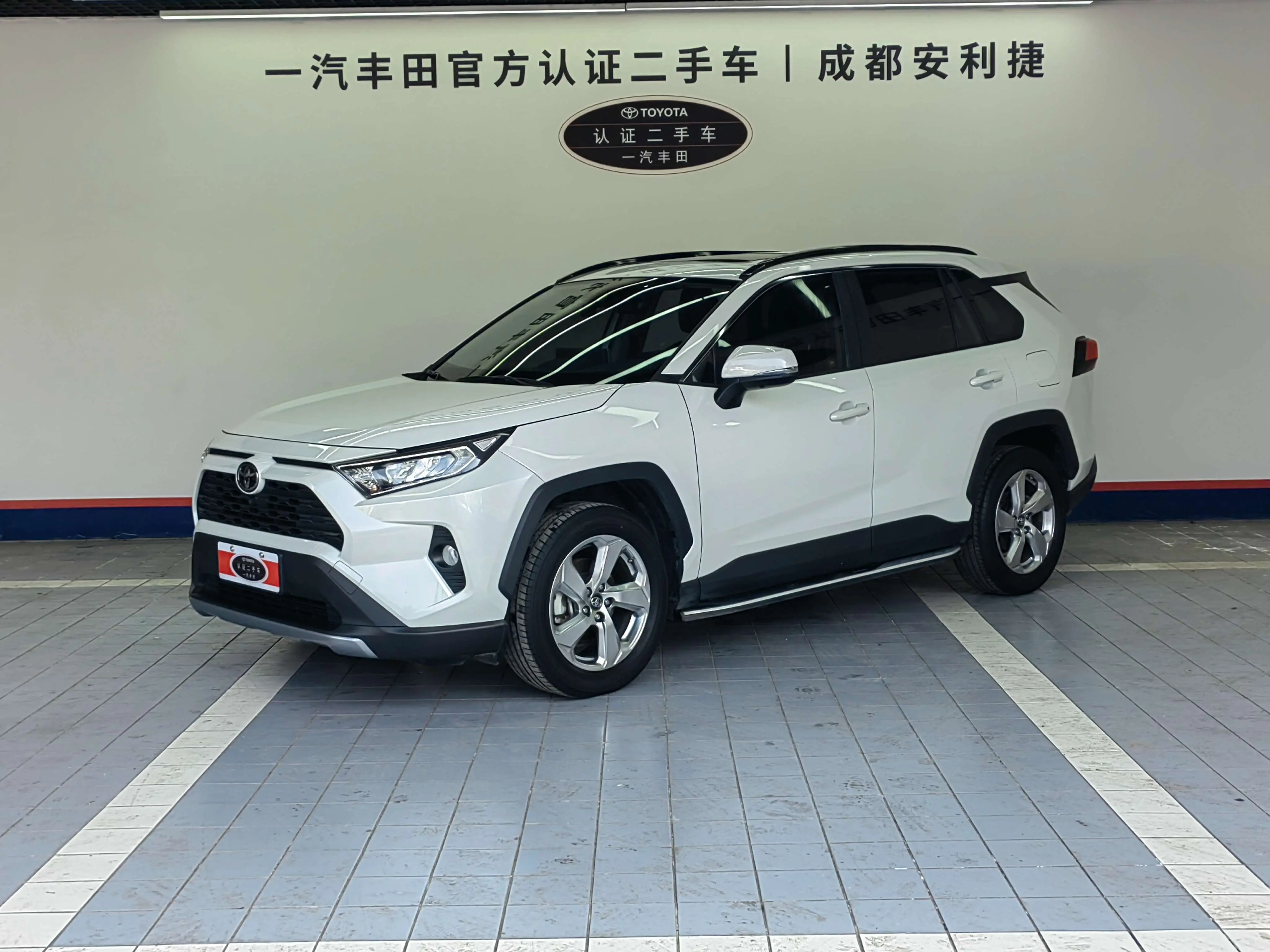 Toyota RAV4  из Китая