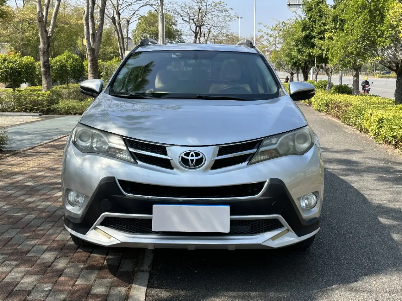 Toyota RAV4  из Китая