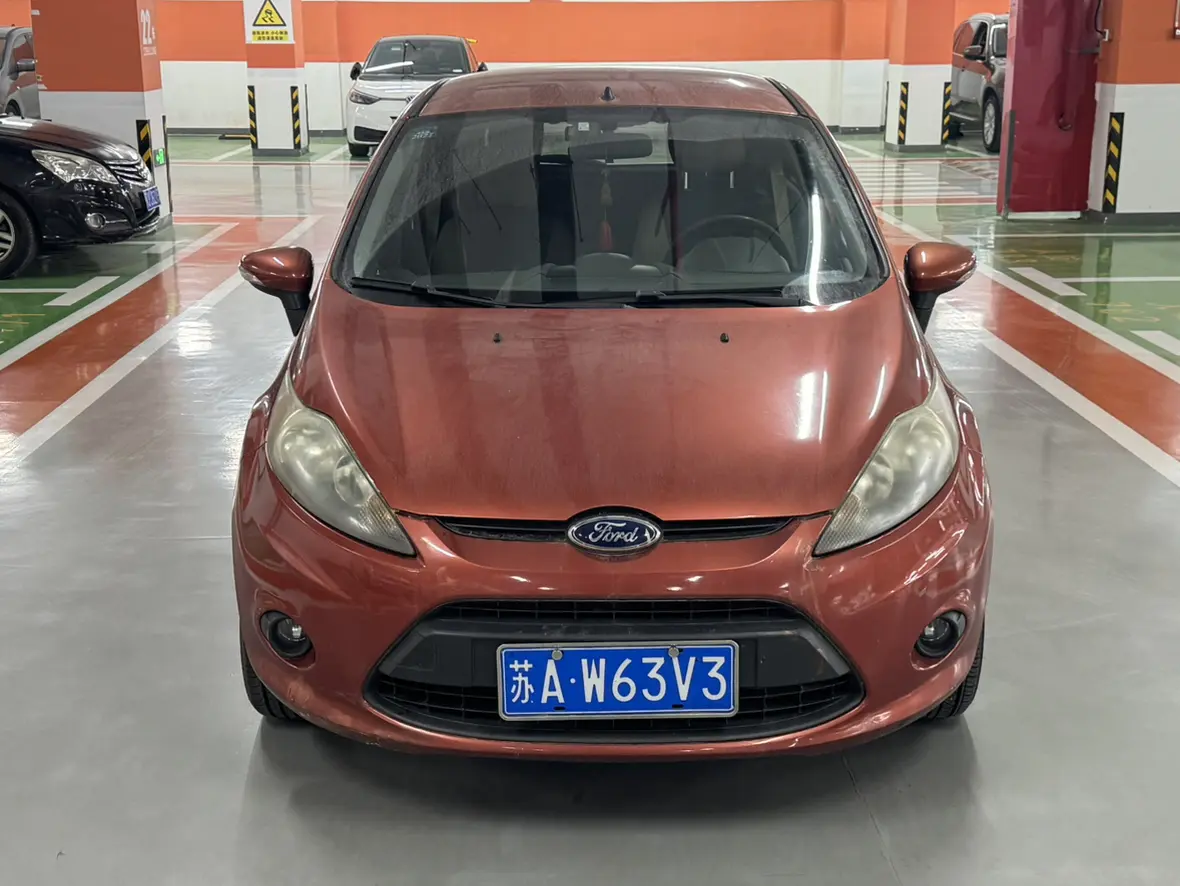 Ford Carnival  из Китая