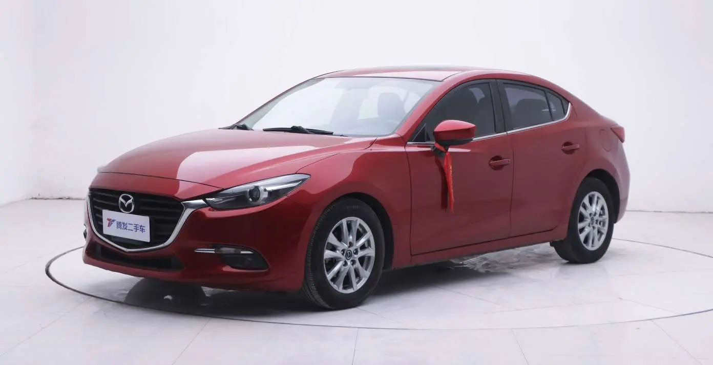 Mazda Axela (Mazda3)  из Китая