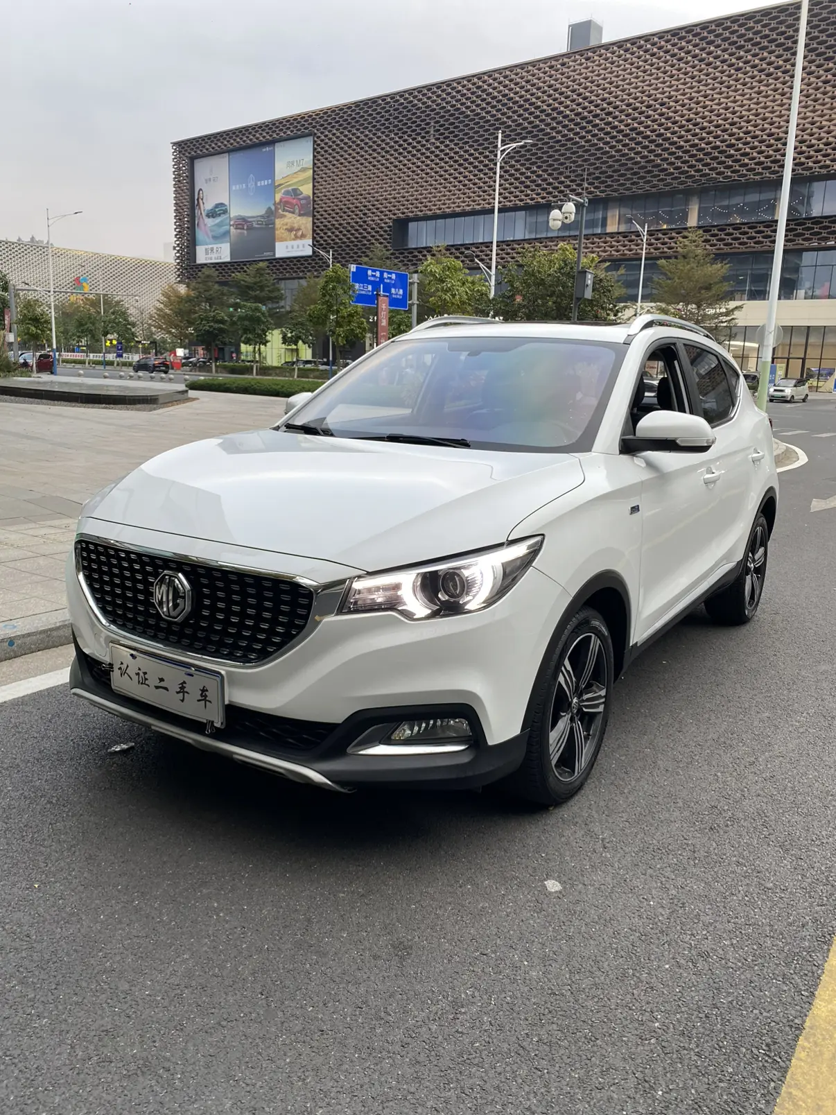 MG ZS  из Китая