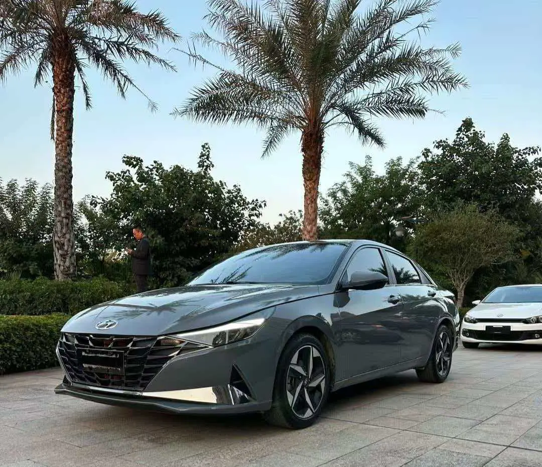 Hyundai Elantra  из Китая