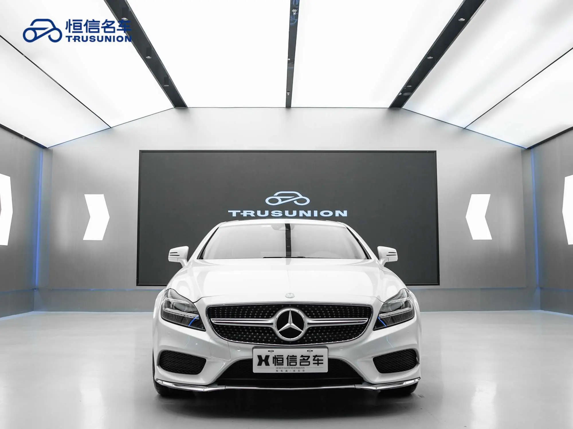 Mercedes-Benz Mercedes Benz CLS  из Китая