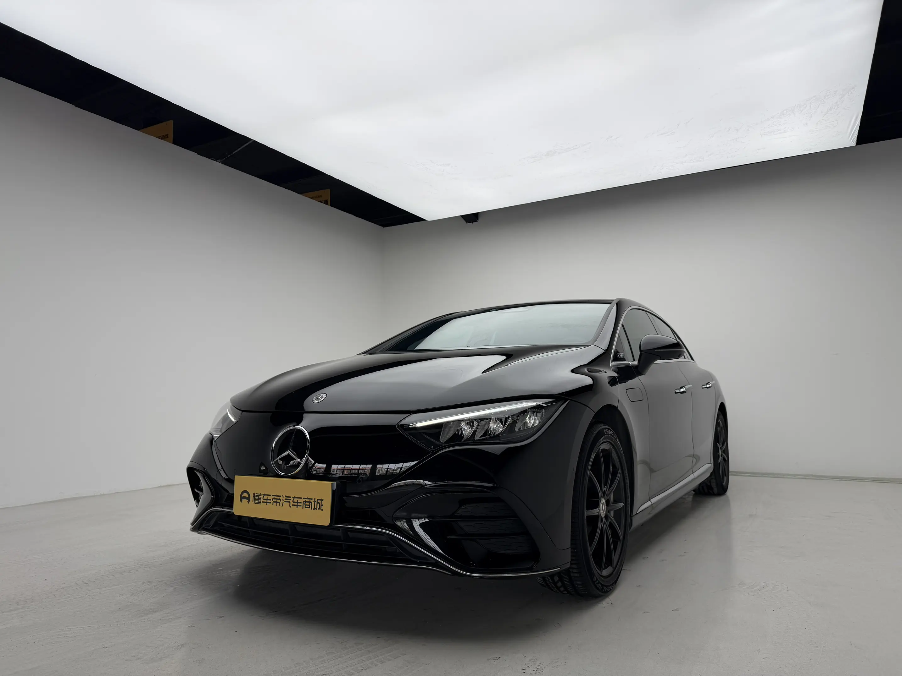 Mercedes-Benz EQE  из Китая