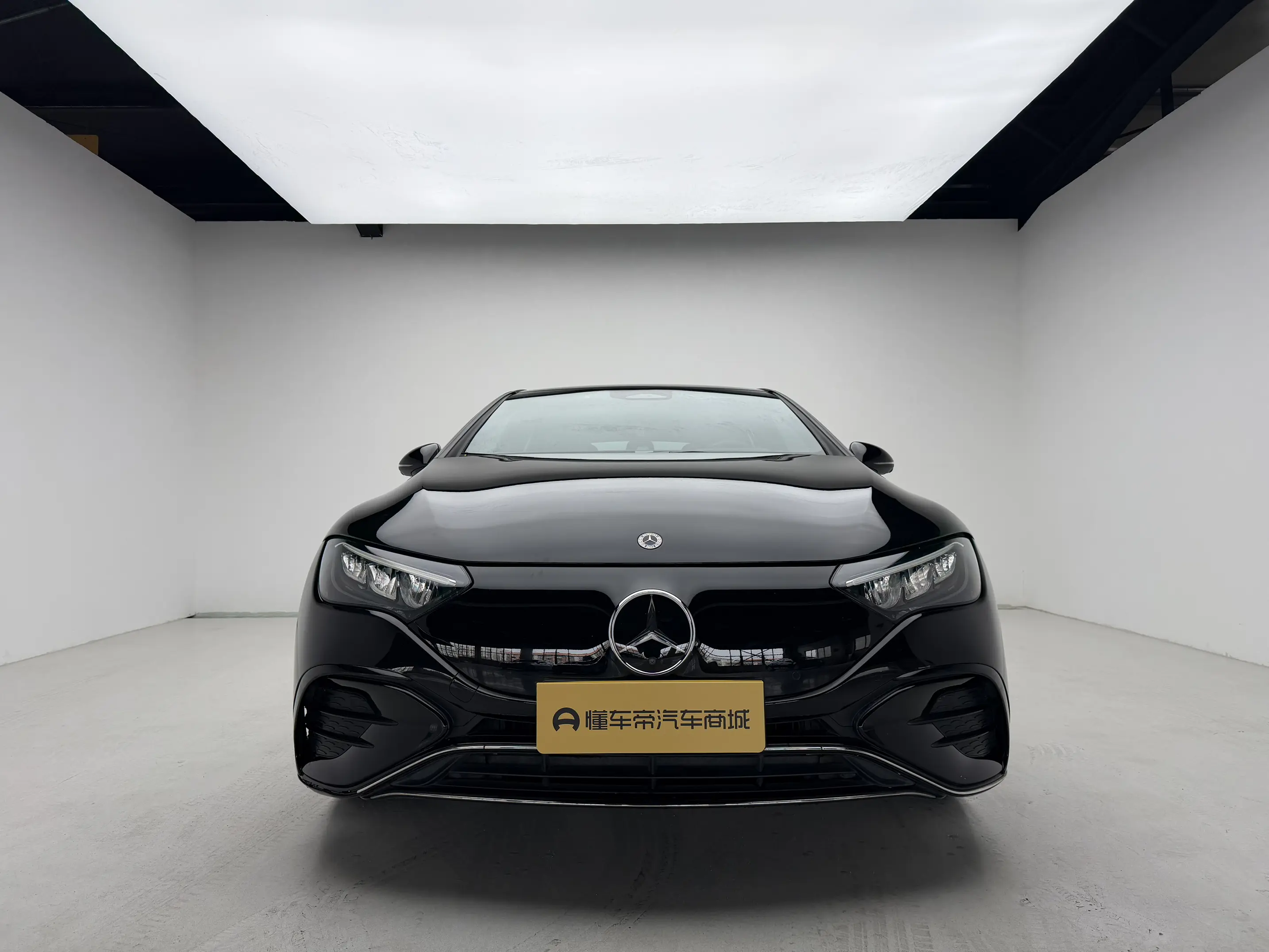 Mercedes-Benz EQE  из Китая