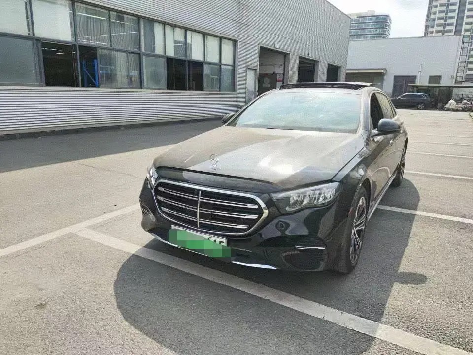 Mercedes-Benz E-Class PHEV  из Китая