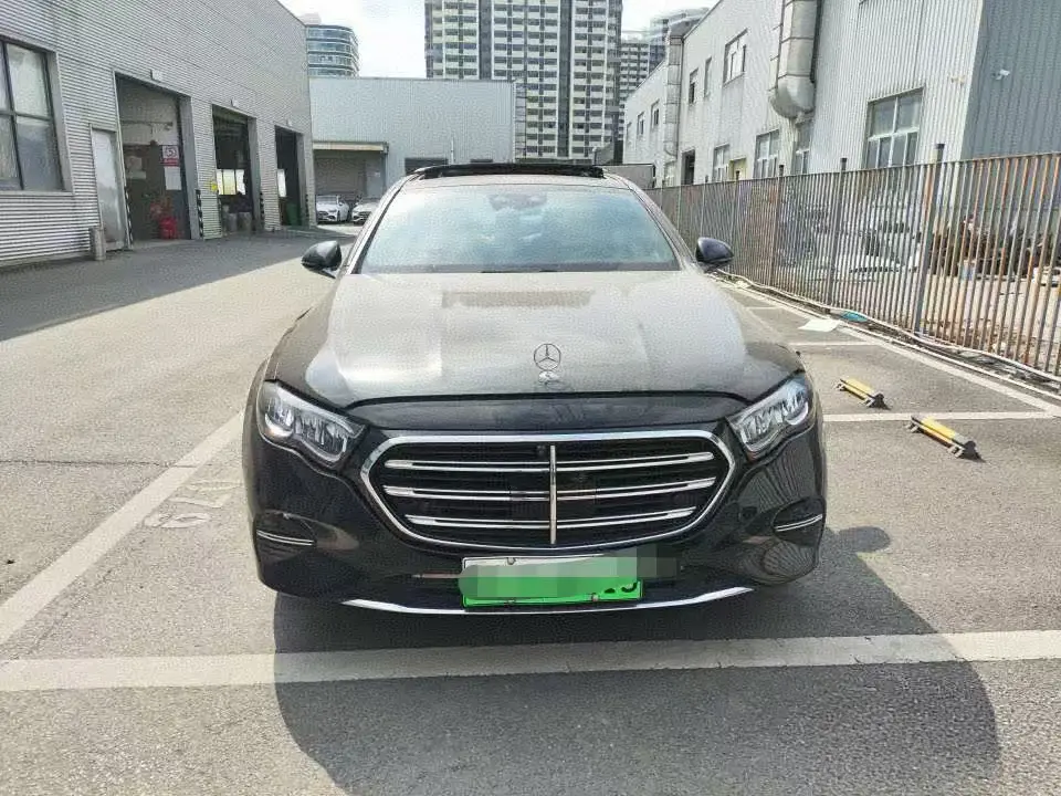 Mercedes-Benz E-Class PHEV  из Китая