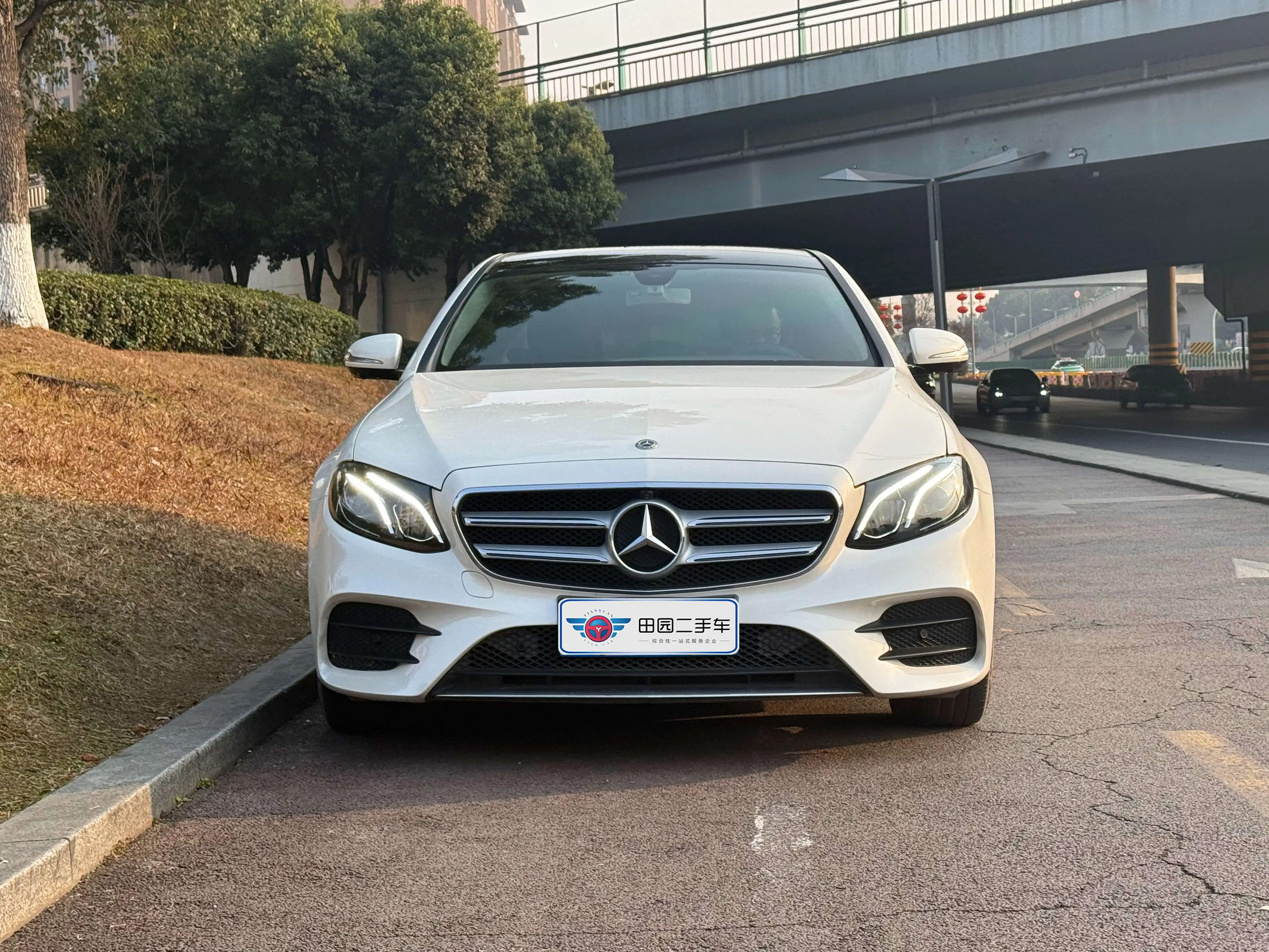 Mercedes-Benz E-Class  из Китая