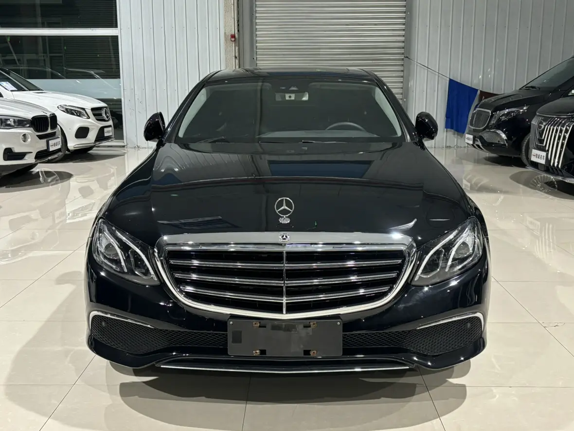 Mercedes-Benz E-Class  из Китая