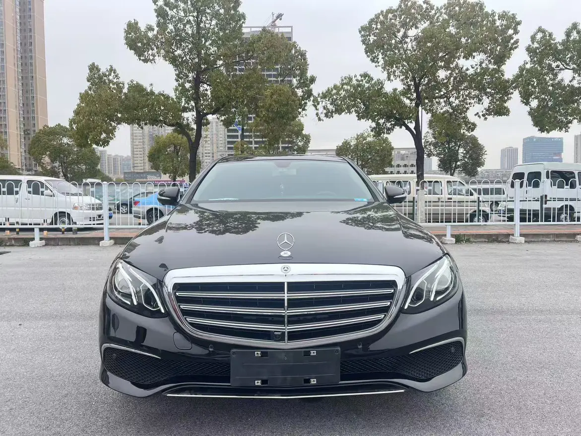 Mercedes-Benz E-Class  из Китая